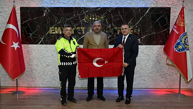 Siirt'te Anlamlı Ziyaret: Güngör ve Olğaç'tan Emniyet Müdürü Öztürk'e Nezaket Ziyareti