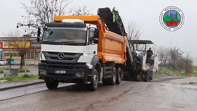 Siirt'te Asfalt Seferberliği Başladı: 26 Bölgede Yol Yenileme Çalışması Yapılacak