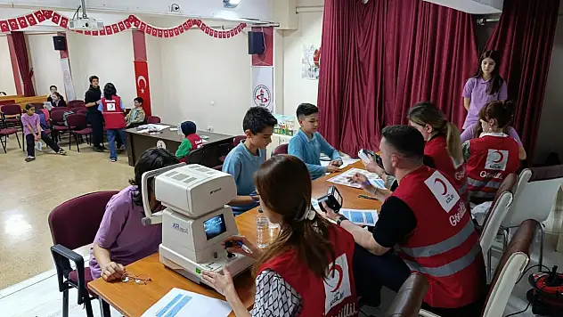 Siirt'te Aydınlık Bir Yaşam İçin 30 Bin Göz Tarandı