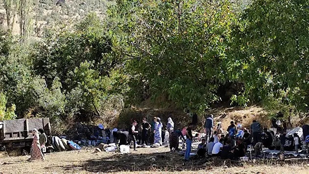Siirt'te Bapirê Sofi Türbesi'ne Ziyaretçi Akını