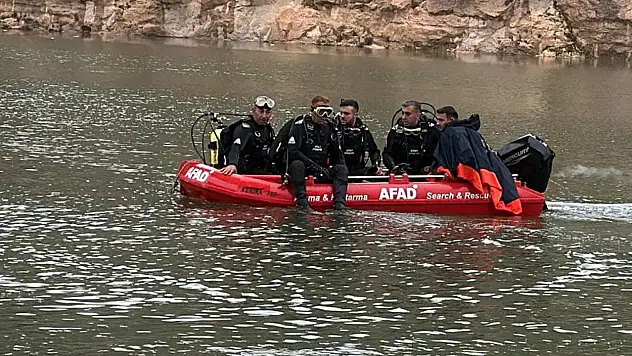 Siirt'te Botan Köprüsü'nden Atladığı İddia Edilen Şahıs Hayat Mücadelesi Veriyor!