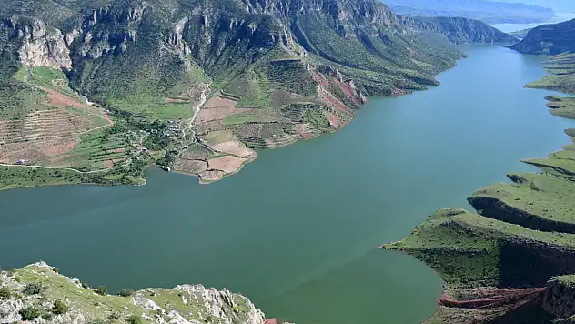 Siirt'te Botan Vadisi Son Yılların En Yüksek Su Seviyesine Ulaştı