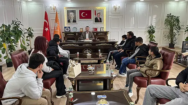 Siirt'te Çocuk Evleri Sitesi'nden Avukatlar Günü Ziyareti