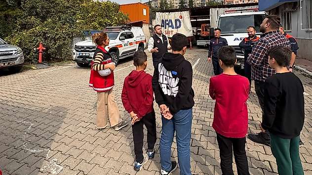 Siirt'te Çocuklara Afet Bilinci Kazandırmak İçin AFAD Ziyareti