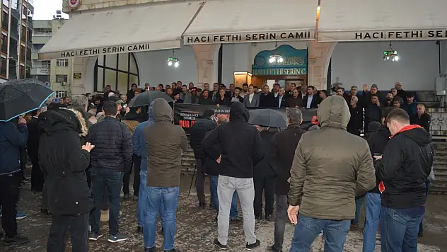 Siirt'te Cuma namazı sonrası Filistin için basın açıklaması yapıldı