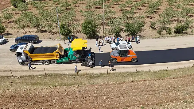 Siirt'te Cumhuriyet'in 102. Yılında 102 Kilometrelik Asfalt Yol Hizmete Açılıyor