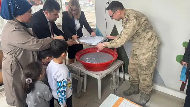 Siirt'te Dikkat Çeken Komutan Profili: Kurtalan'da 'Gönül Köprüsü'