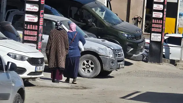 Siirt'te Dilenci İstilası: Sokakta Da Evde De Rahat Yok
