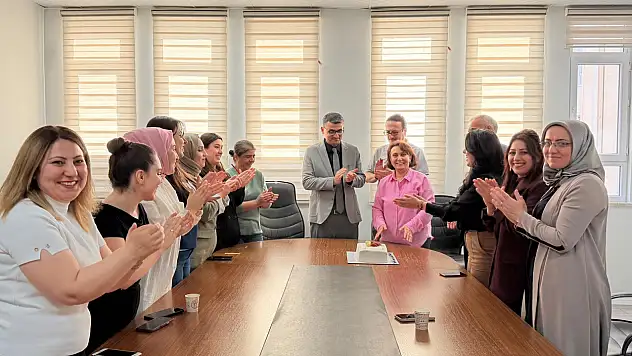 Siirt'te Dünya Ebeler Günü Programı Düzenlendi