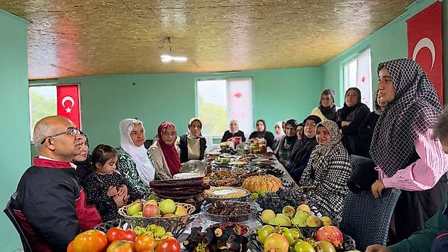 Siirt'te Dünya Kadın Çiftçiler Günü Taşyaka Köyü'nde Kutlandı