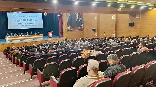 Siirt'te Eğitim Kurumları Müdürleri Kurulu Toplantısı Gerçekleştirildi