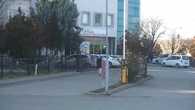 Siirt'te Esnafı Uyaran Zabıta Memuruna Bıçaklı Saldırı