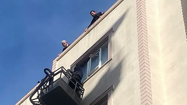 Siirt'te Ev Boştu, Ocak Açıktı: 6. Katta Korkutan Yangın