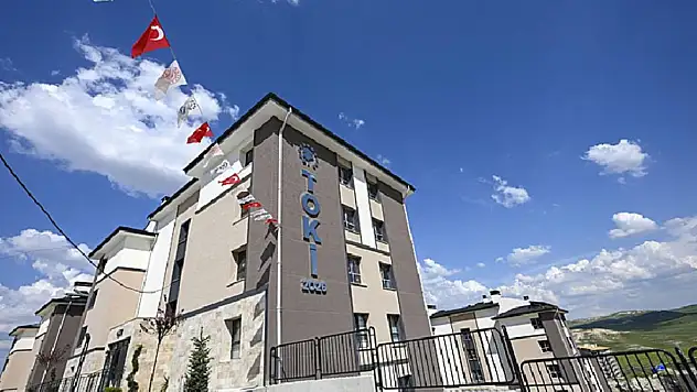 Siirt'te Ev Sahibi Olmak İsteyenlere Fırsat: TOKİ 294 Konutu Kurasız Satışa Çıkarıyor