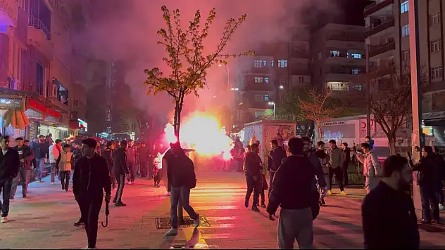 Siirt'te Galatasaray Taraftarlarından Coşkulu Kutlama