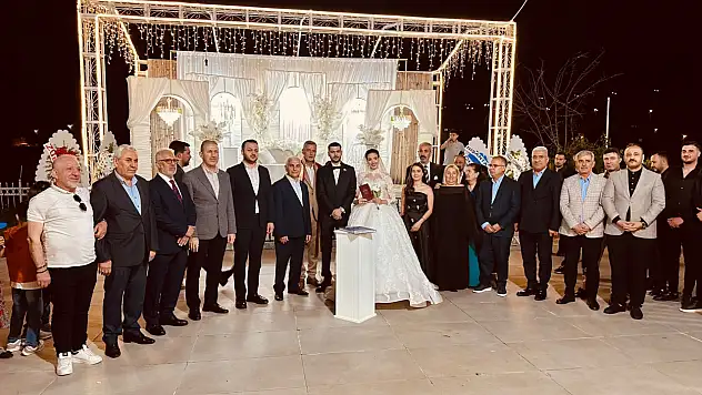 Siirt'te Güven ve Acar Ailelerinin Mutlu Günü