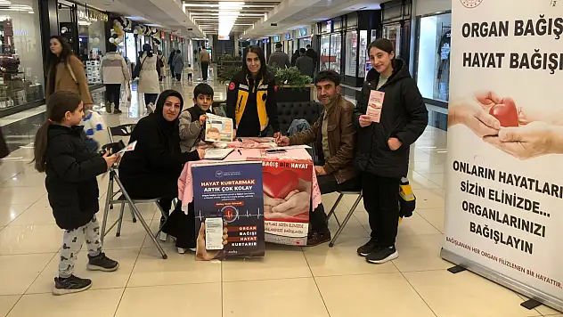 Siirt'te Hayat Kurtaran Stand: Organ Bağışına Yoğun İlgi!