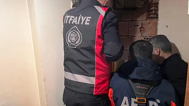 Siirt'te kadın işçi havalandırma boşluğuna düştü: Ekipler seferber oldu