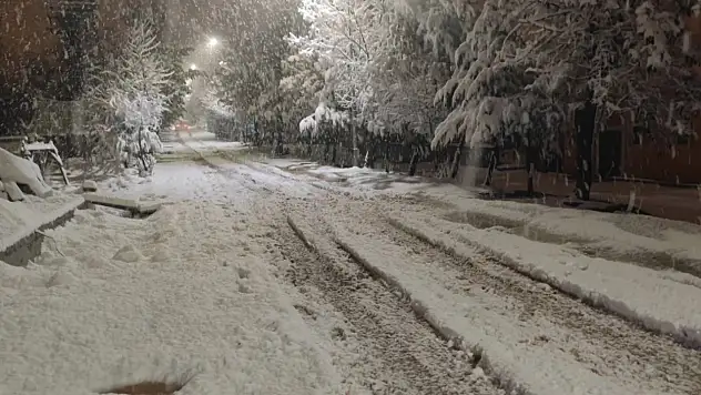 Siirt'te kar tatili: Eruh'ta eğitim-öğretime 1 gün ara