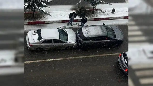 Siirt'te karlı hava kazayı beraberinde getirdi