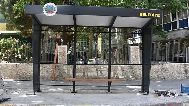 Siirt'te Kavurucu Sıcaklar Bunaltıyor: Klimalı Durak Şart Oldu