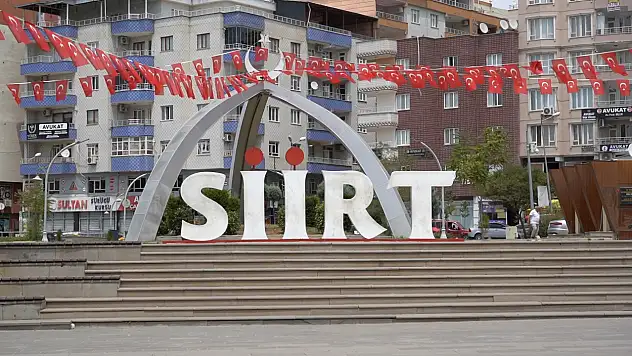 Siirt'te Kavurucu Sıcaklar Devam Ediyor