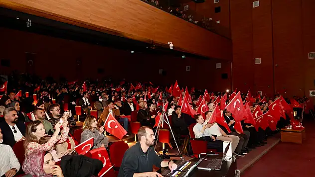 Siirt'te 'Kim Var?' Sanat Etkinliğine Yoğun İlgi
