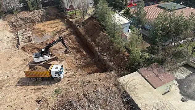 Siirt'te Kız Meslek Lisesi inşaatına başlandı