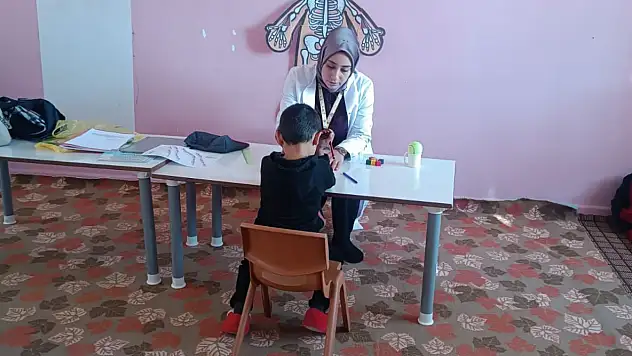 Siirt'te köy okullarında öğrencilere gelişim taraması yapıldı