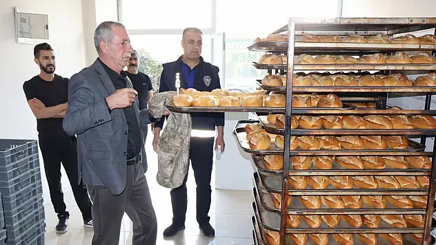 Siirt'te Kurtalan Belediyesi Halk Ekmek Fırını Denetlendi