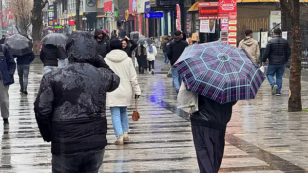 Siirt'te Kuvvetli Yağış Bekleniyor! İşte Saat Saat Hava Durumu