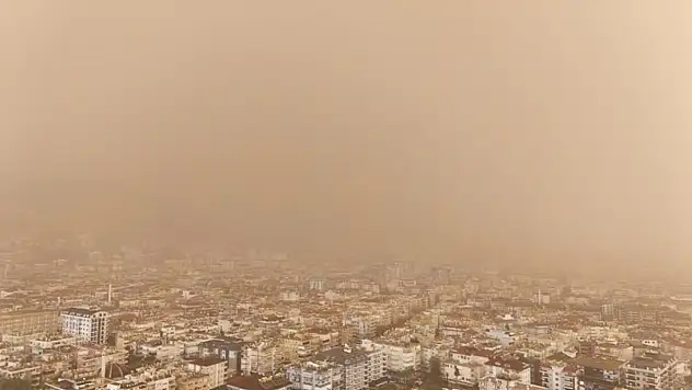 Siirt'te Nefes Almak Zorlaşacak: Çöl Tozu Güneydoğu'dan Giriş Yapıyor