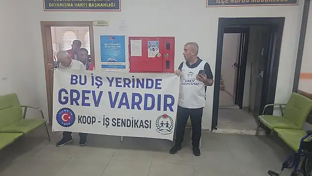 Siirt'te O Kurum Çalışanları Greve Gitti