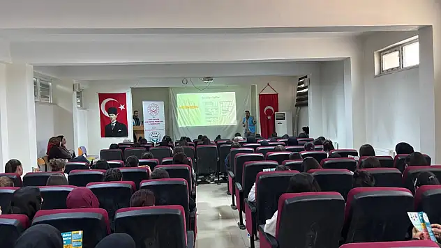 Siirt'te Öğrencilere Çocuk Hakları Eğitimi Verildi