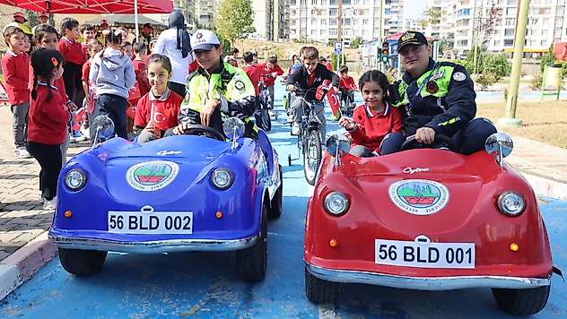 Siirt'te Öğrencilere Uygulamalı Trafik Eğitimi Verildi