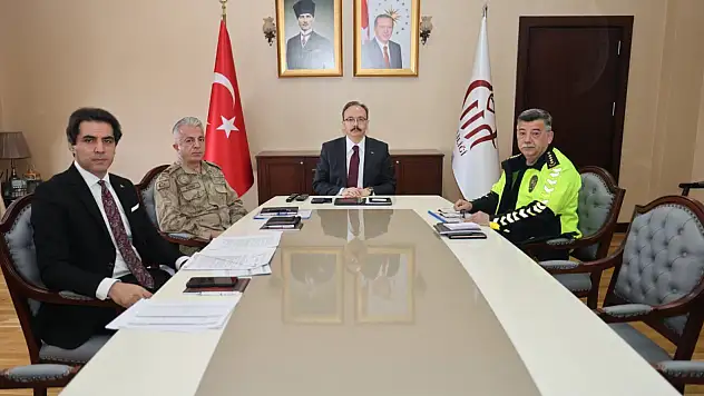 Siirt'te okul güvenliği VKS toplantısında değerlendirildi