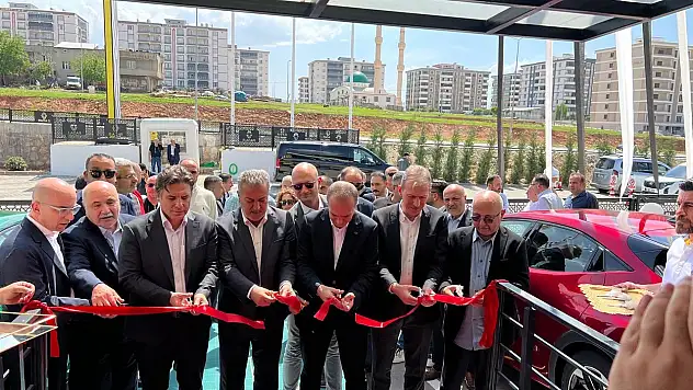 Siirt'te Otomotiv Yatırımı: Renault Mais Genel Müdürü Açılışa Katıldı