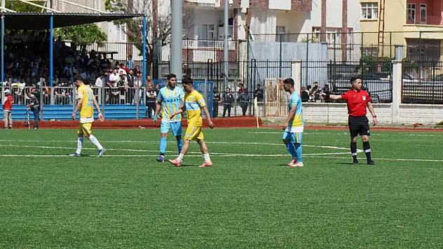 Siirt'te Play-Off Finalinde Gol Sesi Çıkmadı: Maç Uzatmalara Gitti