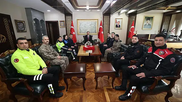 Siirt'te Polis Haftası Ziyareti: Emniyet Heyeti Vali Kızılkaya ile Buluştu