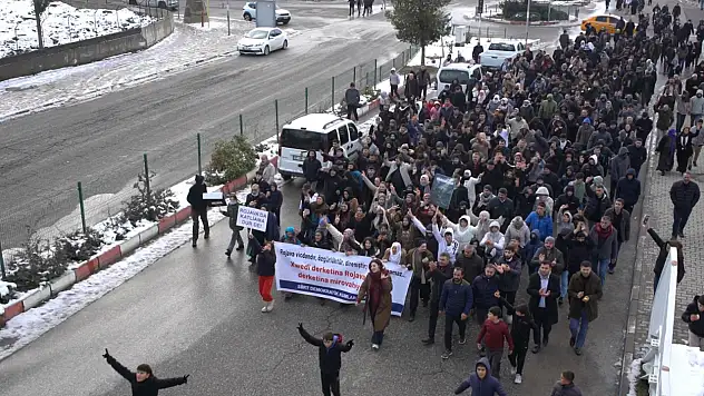 Siirt'te protesto yürüyüşüne polis müdahalesi