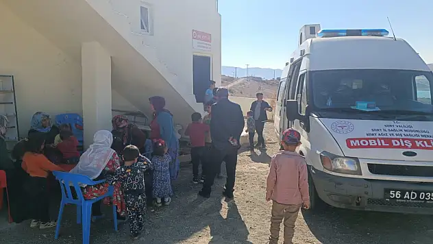 Siirt'te Sağlık Ayağa Gitti! Mobil Diş Kliniği Sütlüce Köyü'nde Vatandaşlarla Buluştu