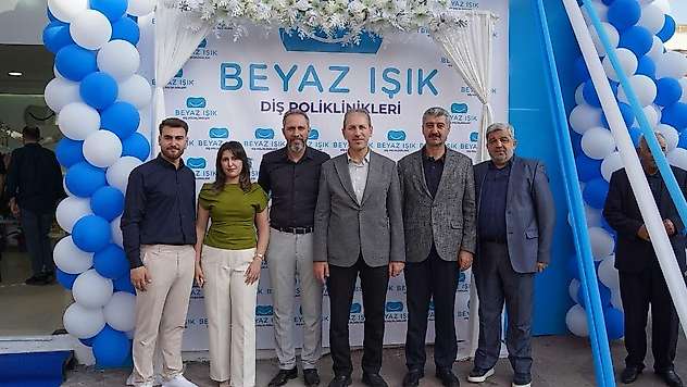 Siirt'te Sağlık Yatırımı: Beyaz Işık Diş Kliniği'nin 26. Şubesi Kurtalan'da Açıldı