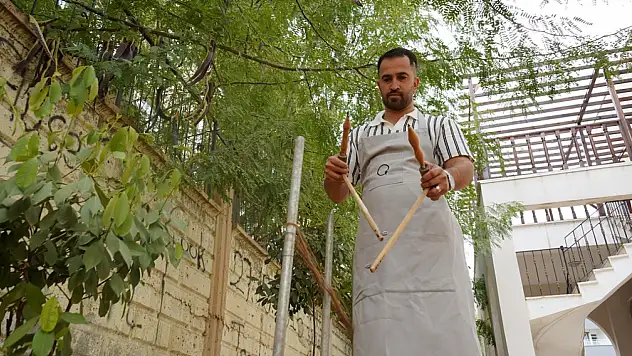 Siirt'te Şal-Şepik Geleneği Yaşatılıyor: Bir Kumaş 12 Bin Adım ve 15 Günde Tamamlanıyor