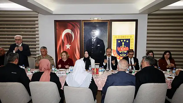 Siirt'te şehit aileleri ve gaziler onuruna iftar programı düzenlendi