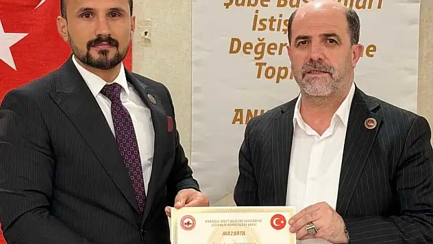 Siirt'te Şehitoğlu Göreve Başladı: Mazbatasını Genel Başkan Sözen Verdi