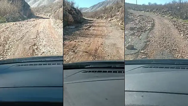 Siirt'te Selin Tahrip Ettiği Köy Yolları Öğrencileri Zorluyor