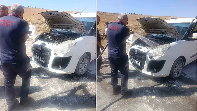 Siirt'te Seyir Halindeki Otomobil Alev Aldı