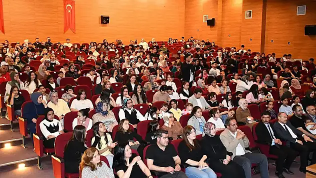 Siirt'te Sinema Ve Tiyatroya Giden Vatandaş Sayısı Belli Oldu