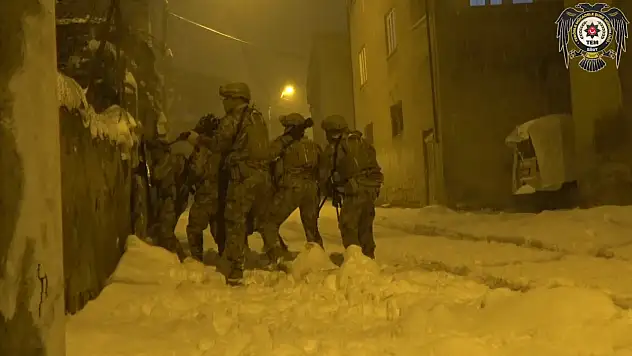 Siirt'te Sosyal Medyada DEAŞ Propagandası Yapan Şahıs Tutuklandı