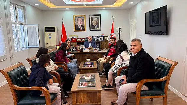 Siirt'te Sosyal Sorumluluk Çalışması: Çocuklara Milli Bilinç Eğitimi